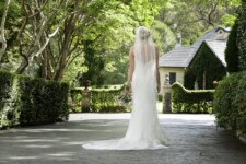 www.evergreengardenvenue.com.au Bride